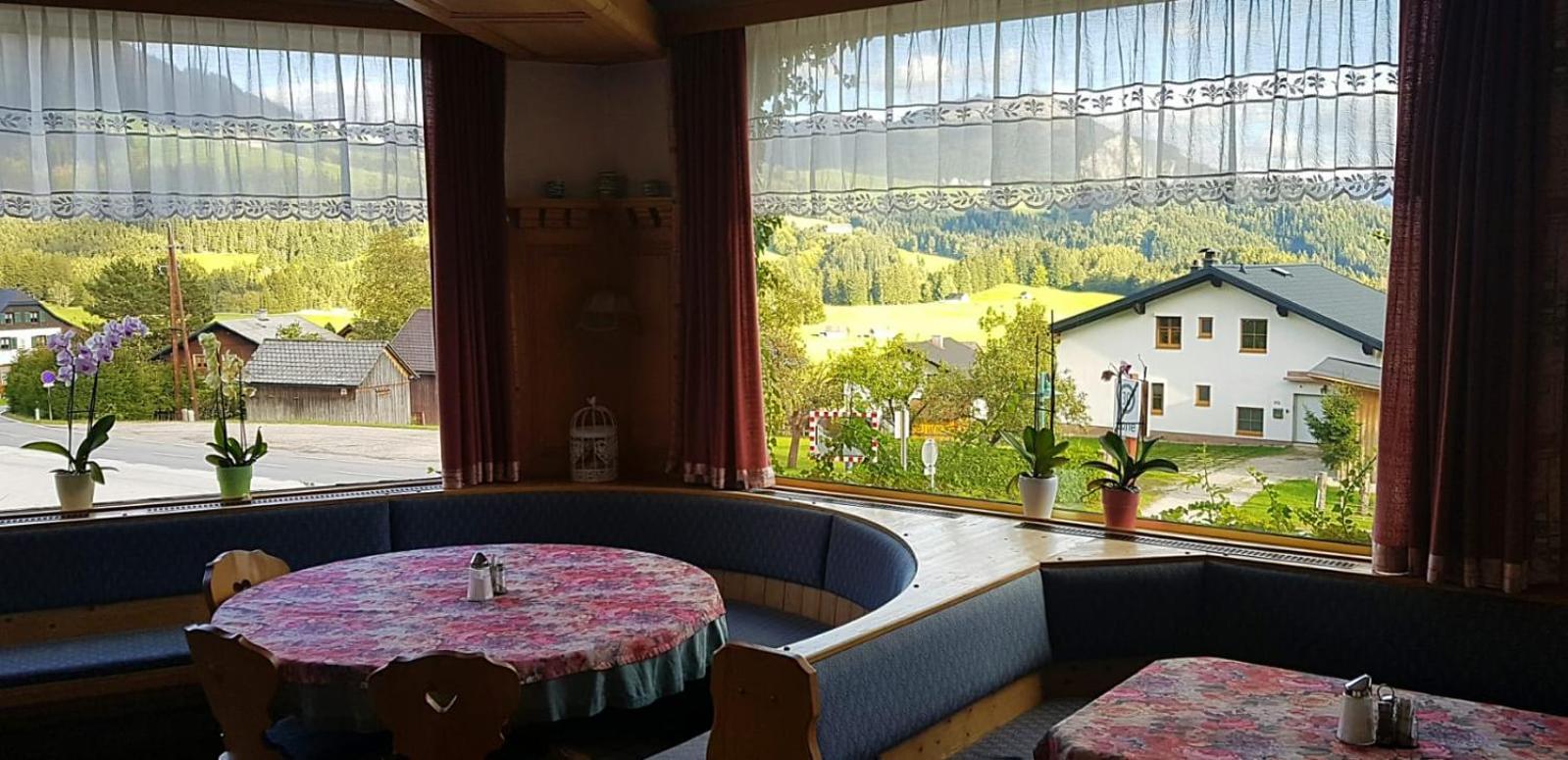 Hotel Pension Sonnenuhr タウプリッツ エクステリア 写真